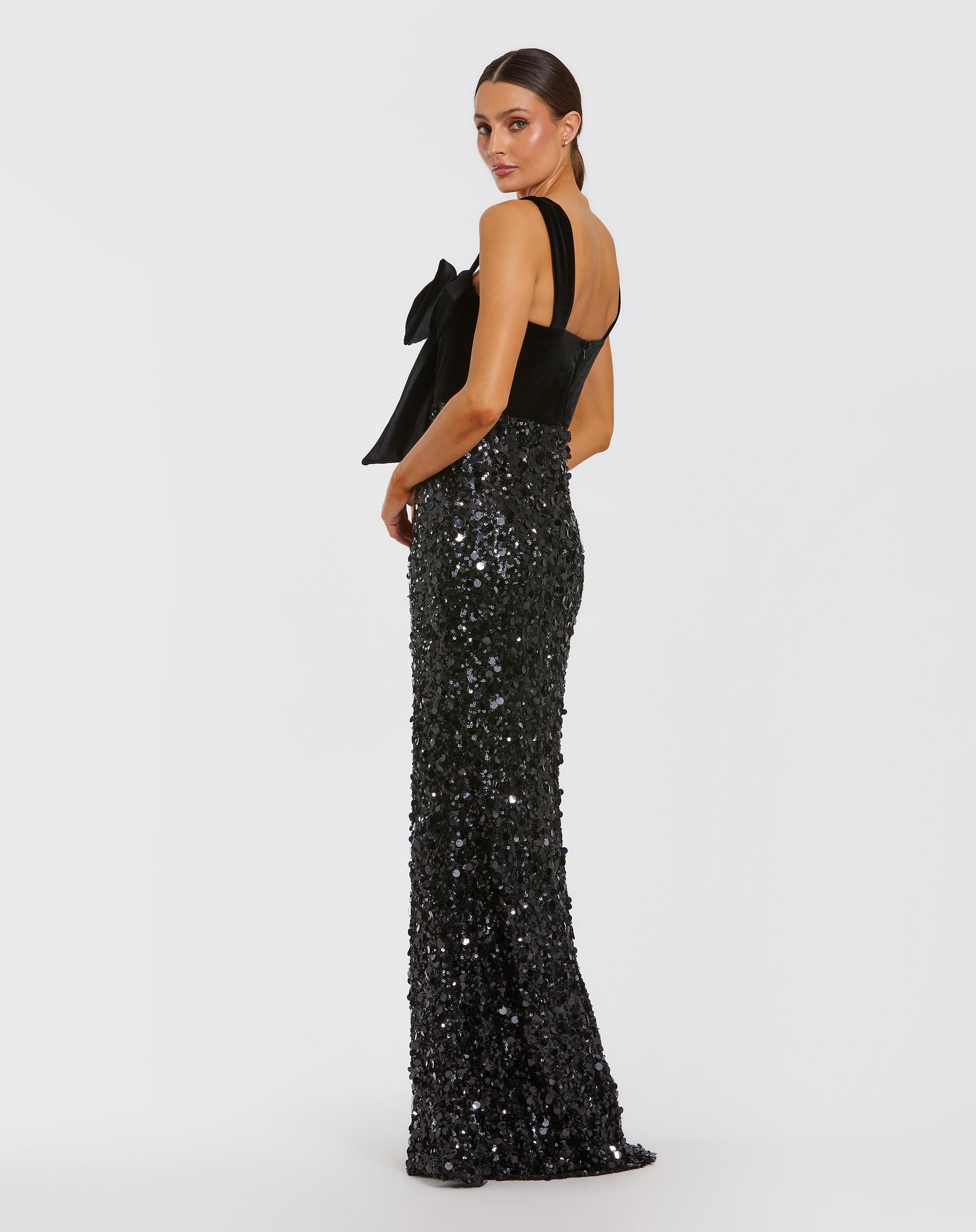 Black Sleeveless Sequin Column Gown With Velvet Bow