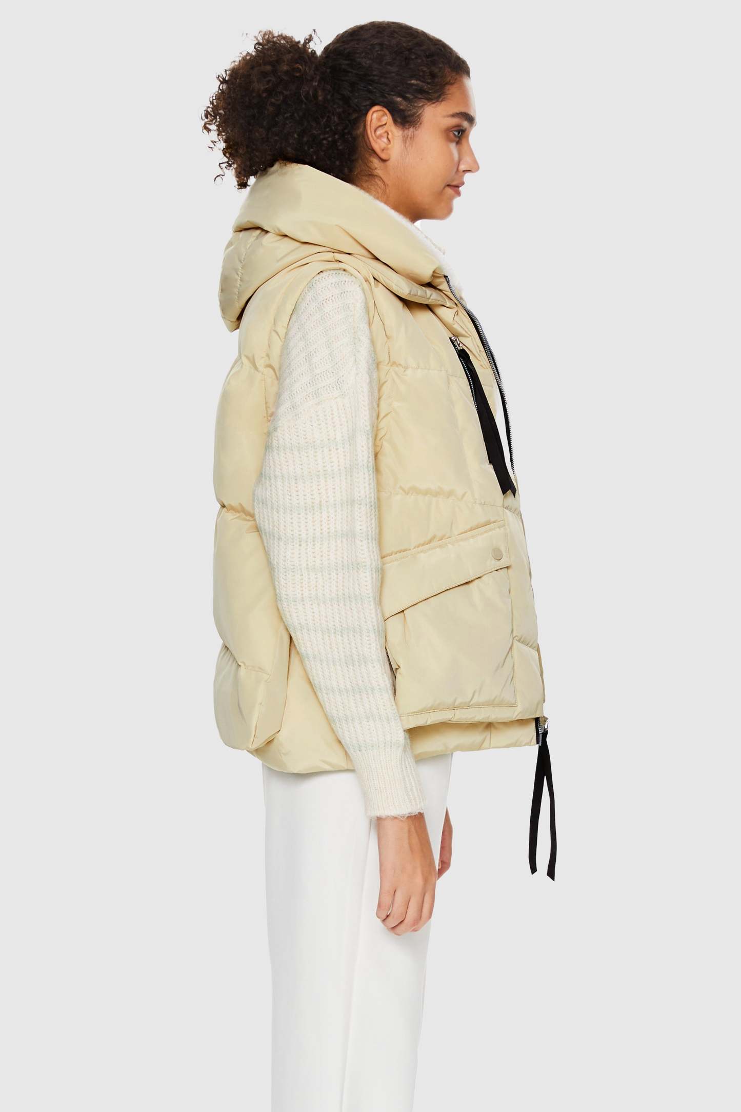 092 Universe® Cropped Down Vest