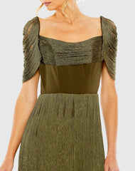 Green Short Sleeve Fringe Detailed Midi Dress